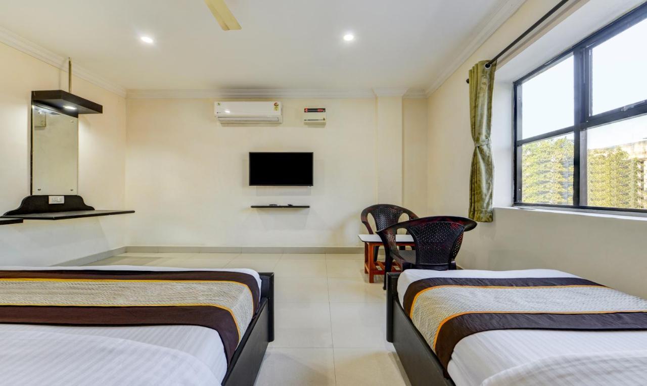 Madrasi Airport Hotel - Saibala Chennai Exterior photo
