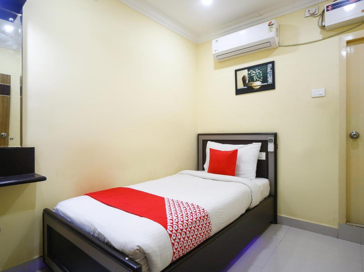 Madrasi Airport Hotel - Saibala Chennai Exterior photo
