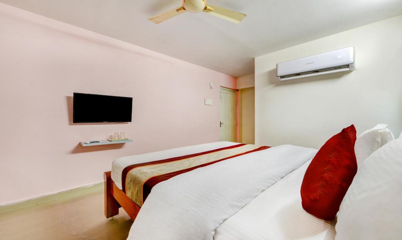 Madrasi Airport Hotel - Saibala Chennai Exterior photo